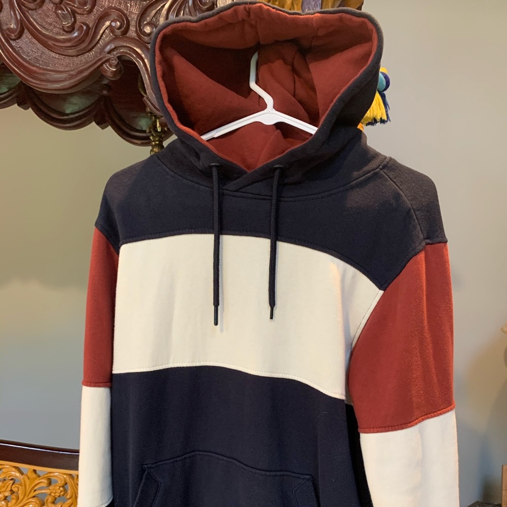 Champs Sports Gear Pullover Hoodie Men’s Medium